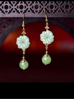 Exquisite Natural Jadeite Flower Dangle Earrings